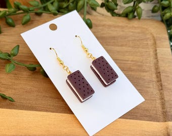 Pendientes hechos a mano con forma de sándwich de helado