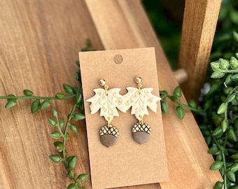 Handgefertigte Herbst Blatt / Eichel Ohrringe aus Polymer Clay