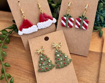 Handgemaakte klassieke, gezellige kerstoorbellen: kerstoorbellen van polymeerklei / kerstmutsoorbellen / lichtgewicht kerstoorbellen