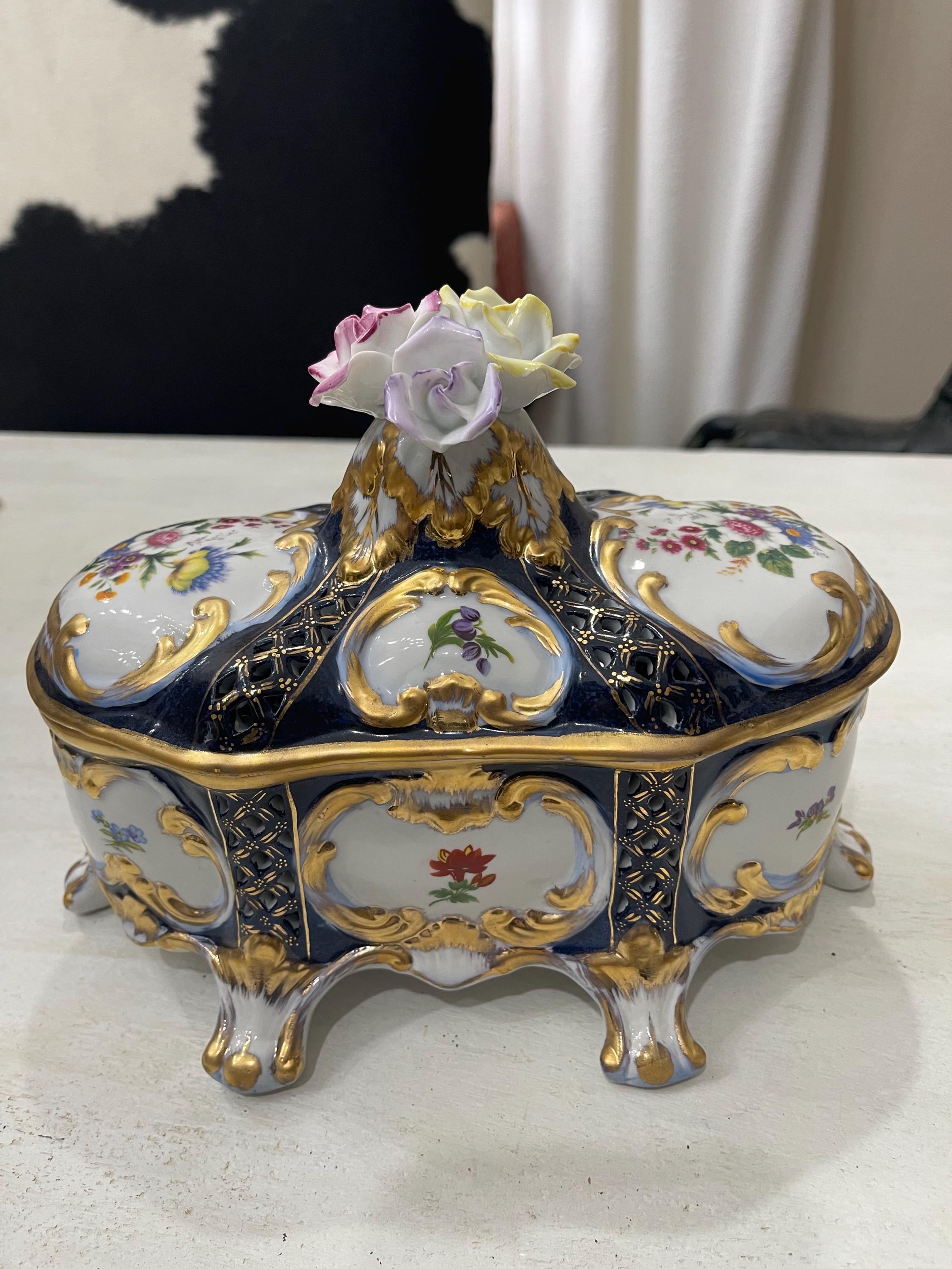 洋風食器ドレスデン？ 洋風食器ドレスデン？