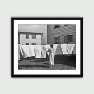 Laundry Day Clothesline Photo, Vintage Print, Wall Art Print, Wall Decor, Home Decor, Digital Download, Printable Art