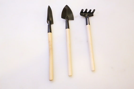 Mini Zen Garden Rake Set of 3 Fairy Garden Kit Adult DIY Sandbox Fidget Toy Stress Relief Miniature Figurines Desk Accessory Dollhouse Decor