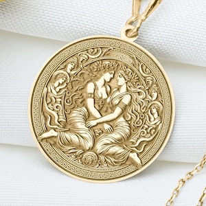 Hanger Medusa & Venus: ketting lesbische geliefden