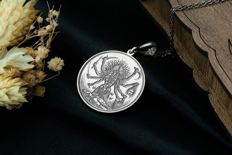Kali Pendant – Fierce Feminine Power Amulet | Hindu Goddess Charm Necklace | Destruction & Rebirth Jewelry | Symbol of Liberation