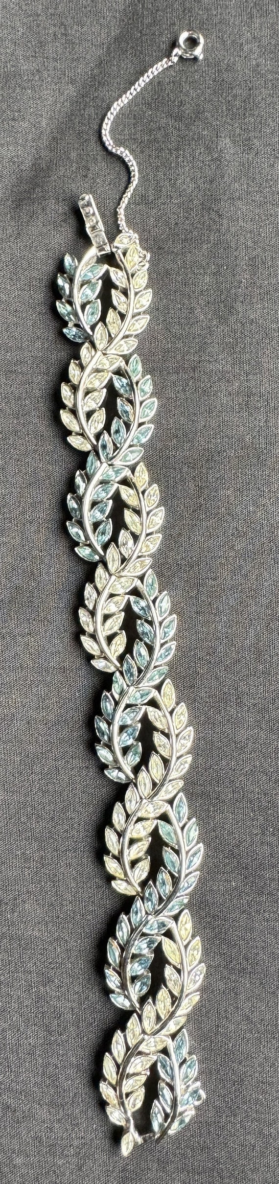 Crown Trifari bracelet silver tone with leaf shape
