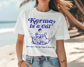 Chemise Karma est un chat, T-shirt Taylor Eras Cat Lover, Swiftie Cat Tee Midnights Cat T-shirt, tenue Merch, chemise Eras, chemise amoureux des animaux