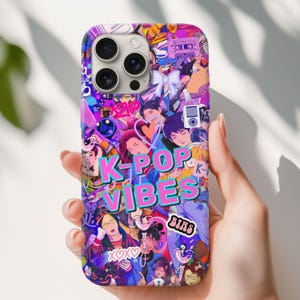 K-Pop Handyhülle Collage Style – Bunte 3D Hülle mit K-Pop Vibes für iPhone 11–16 & Galaxy S21–S24 – Geschenkidee für K-Pop Fans