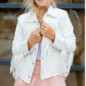 Veste à franges blanche pour femme en cuir souple 100 % véritable, Veste à franges en cuir blanche pour femme, Veste tendance pour femme