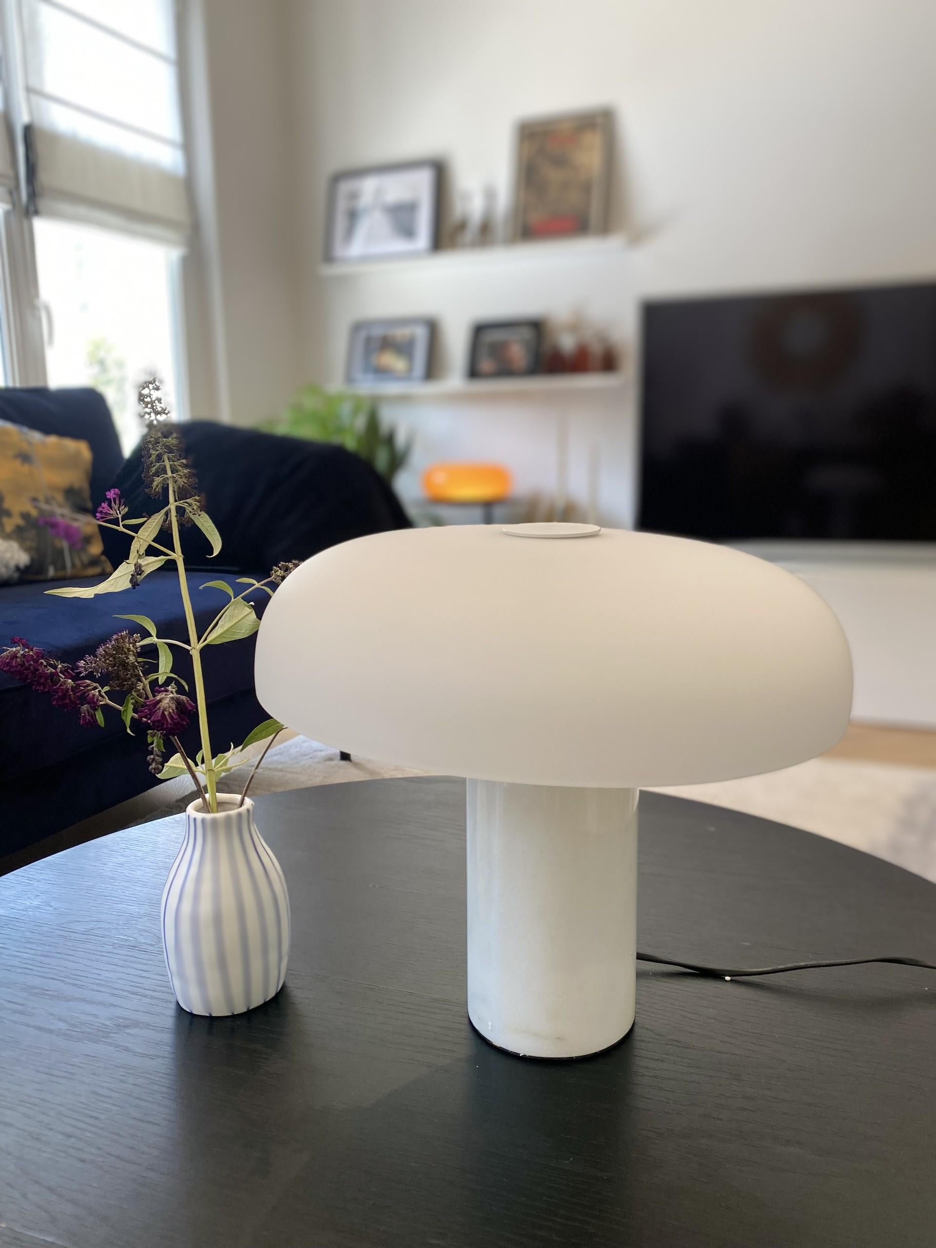 Lampe De Table En Marbre Véritable/Architecte Interieur/Neuve