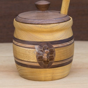 Houten honingpot met bijenhouten inleg, honingpot, 0,5 kg honing, houten inleg, houtkunst, houten gebruiksvoorwerpen, cadeau voor theeliefhebbers, cadeau voor haar