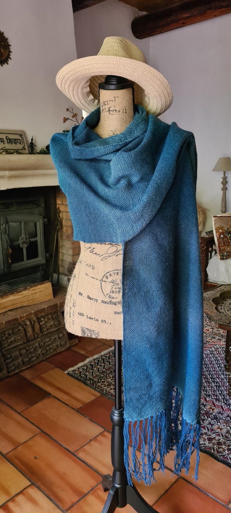 Chal tradicional, tejido "con un palo" sobre un peine, hecho a mano, lana muy suave, cálida y ligera, azul bereber, ¡magnífico! imagen 1