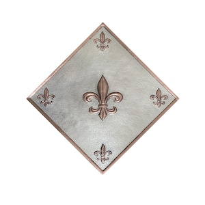Handcrafted Copper Fleur-de-Lis Wall Art: Rustic Farmhouse Decor