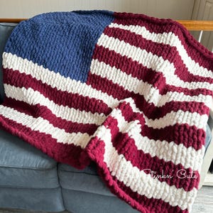 Chunky Knit American Flag Throw Blanket, Hand Knit Chenille US Flag, Veteran Gift, Patriotic Home Decor, Military Gift