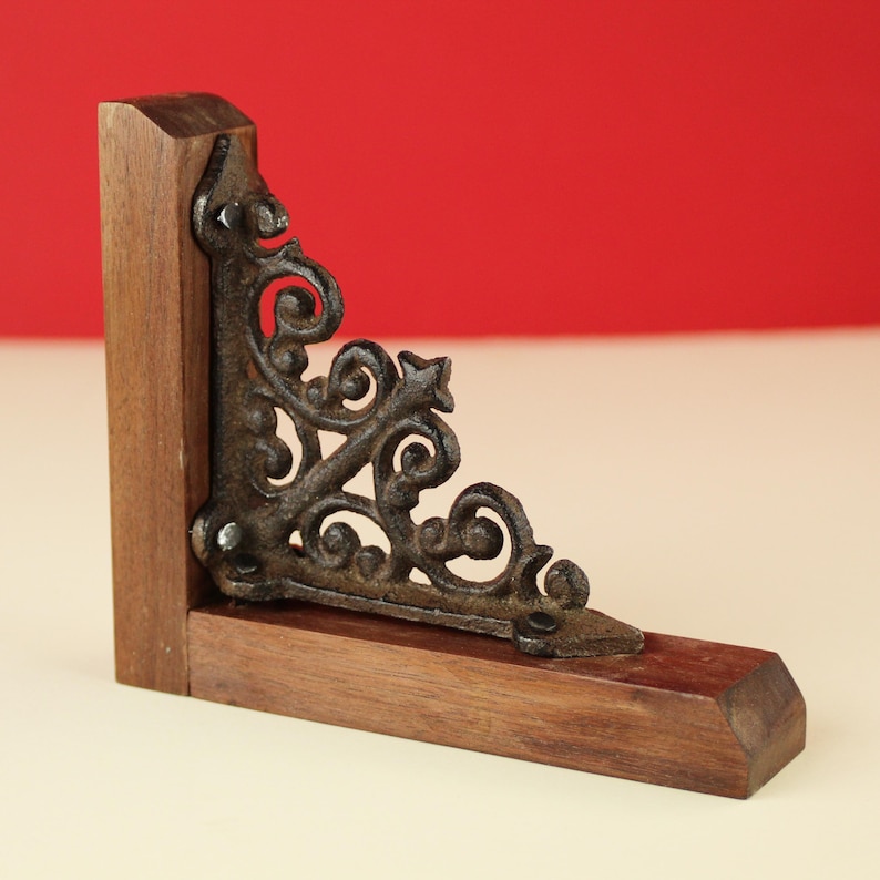 Cast Iron Bookend Set Victorian Style Design Black Metal Scroll Pattern Walnut Wood Base Library Organization Essential Vintage Inspired Office Desk Accessory Professional Book Display Classic Home Accent Elegant Shelf Support Beautiful