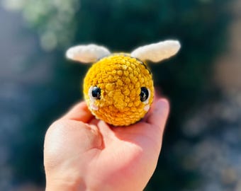 Gehäkelte Bumble Bee Plüsch - Handgefertigtes Samtweiches Tier