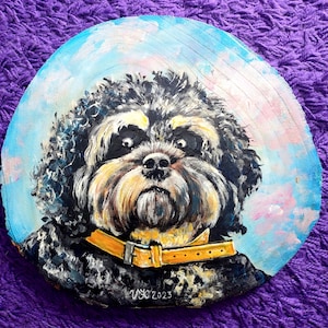 Portrait de chien peint à la main 28/31 cm. sur disques en bois, peinture animalière unique à la peinture acrylique, idée cadeau pour les amoureux des chiens
