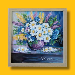 Pintura Original Pintada a Mano de Flores Blancas 22/22 cm, Regalo Perfecto para Amantes de las Flores, Elegante Decoración de Pared de Salón