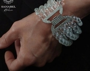 Bracelet en cristal surdimensionné intemporel et élégant, bracelet de perles multi-rangs de quartz gumball avec grand fermoir élégant
