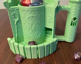 ミント ドルイド ダイスタワー マグカップ：DnD 缶ホルダー（コースタートレイ付き）