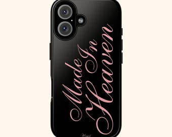 REALIZZATO IN CIELO / Custodia per telefono Made in Heaven / Custodia per telefono con tipografia rosa e nera per iPhone / Custodia per telefono estetica ed elegante / Custodie con ali