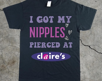 Camiseta con pezones perforados en Claire: divertida camiseta gráfica con humor para adultos