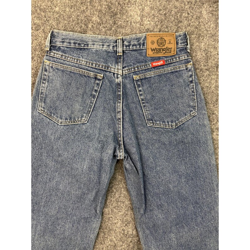 Vintage Wrangler Jeans Women's 29x32 Light Wash Denim Tapered Leg High Rise image 12