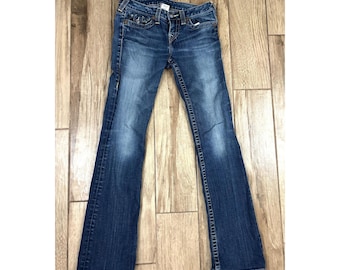 Jeans True Religion Joey Flare para mujer, talla 29 (EE. UU.), tiro bajo, corte bota, estilo Y2K, lavado medio
