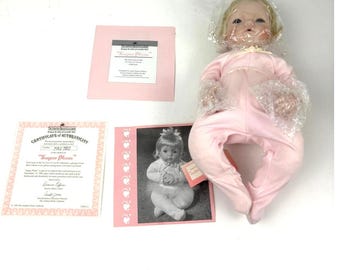 VTG Ashton-Drake Sugar Plum Porcelain Girl Baby Porcelain Doll By Dianna Effner