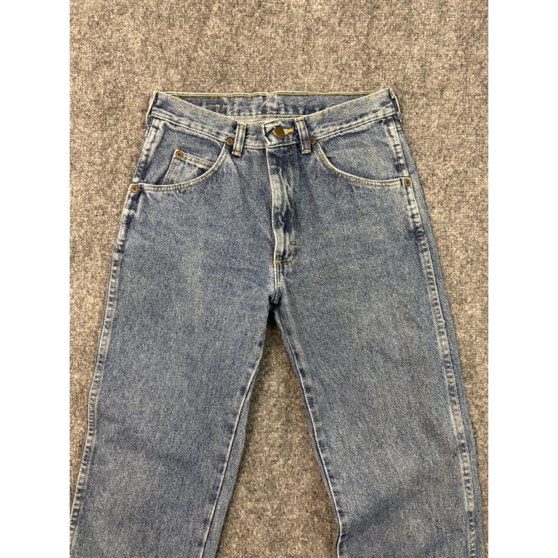 Vintage Wrangler Jeans Women's 29x32 Light Wash Denim Tapered Leg High Rise image 10