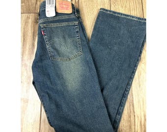 Jeans Levi's Juniors Bootcut 11R, lavado oscuro, tiro bajo, mezclilla, nuevos con etiquetas.