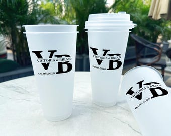 Bulk Wedding Favor Frosted Cups/Custom Wedding Monogram Frosted Cups/Plastic Cups for Wedding Supplies/Personalized Wedding Party Cup Gift