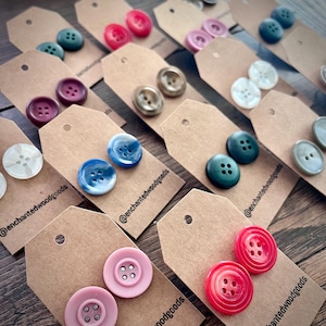 Vintage Button Earrings - 3/4” / 19mm - Spring Collection