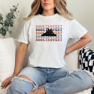 Booktrovert T-Shirt, Book Lover Shirt, Bookish Shirt, Reading Shirt, Bookworm Shirt, Library Lover Shirt, Literature Shirt, Librarian Shirt