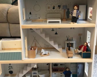 Kinder Puppenhaus aus Holz mit Möbeln |  Handgemachte Puppenstube | Puppenhaus Miniaturen | Moderne Puppenstube | Puppenhaus Möbel | Geschenk für Kinder