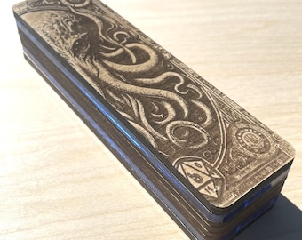 Mini Dice Box & Tray: Custom Wood RPG Storage with Magnetic Closure