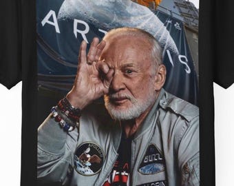 Vintage Astronaut Portrait T-shirt | Retro Space Helmet Graphic