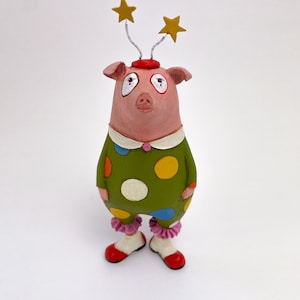 Maiale pagliaccio / Figurina di cartapesta di un animale / Figurina da collezione unica / Regalo unico nel suo genere / Tema del circo / Statua regalo di compleanno
