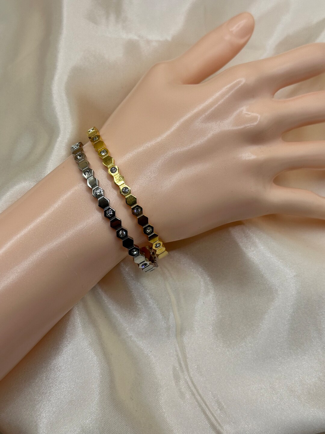 Style 18k Gold Plated Bangle, Cuff Bracelet, Jewellery for Women, Birthday, Gift