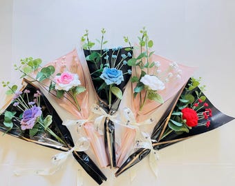 crochet flower+crochet bouquet+ birthday gift+valentine's day Gift+ Housewarming Present+graduation gift+Gift for Friends and Family