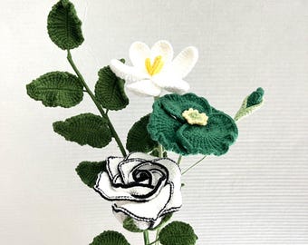 crochet flower+crochet bouquetr+forever flower+birthday gift+christmas Gift+ Housewarming Present+graduation gift+ Marriage Proposal Gift