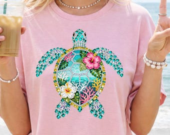 Sea Turtle Hibiscus Shirt Women, Tropical Turtle Graphic Tee, Beach Ocean Shirt, Cute Summer Turtle Shirt, Comfort Colors