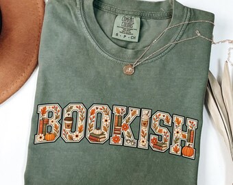 Bookish Fall Shirt, Comfort Colors Book Lover Tee, Autumn Reading T-Shirt, Pumpkin Floral Bookworm Shirt, Cozy Reader Gift
