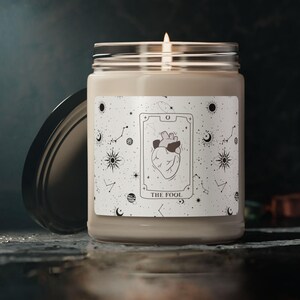 Carte de tarot The Fool - La bougie du nouveau départ et de l'aventure, 9 oz