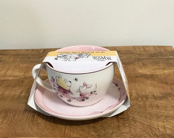 Disney Winnie the Pooh 16 oz Teacup with Saucer