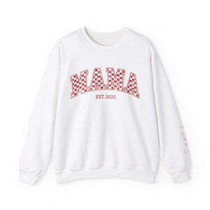 Personalized Mama Sweatshirt with Kid Names on Sleeve, Mothers Day Gift, Birthday Gift for Mom, New Mom Gift, Minimalist Cool Mom Sweater
