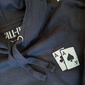 Sudadera con capucha Pocket Aces Poker - As de Tréboles y As de Picas - Regalos para jugadores de póquer, viajes al casino, juegos de cartas, regalos para él