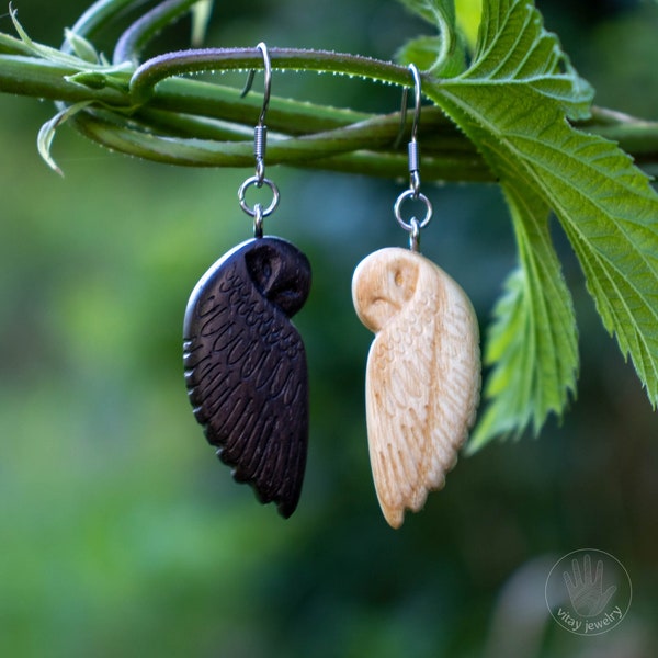 Bijoux en bois, boucles d'oreilles minimalistes en forme de hibou fabriquées à la main à partir de chêne des marais noir ou de frêne blanc, cadeau pour elle,