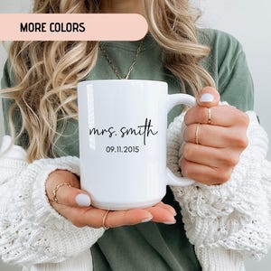Christmas Mug, Personalized Mr and Mrs Coffee Mugs, Personalized Wedding Mug, Bride and Groom Set, New wife Gift, Couple Gift, Couple mug