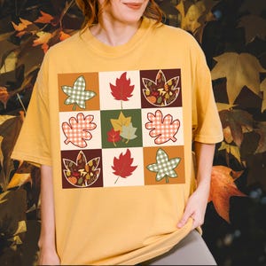 Fall Lover T-shirt | Comfortable Comfort Colors Shirt | Crunchy Leaves Autumn Colors Women's Tee | Plus Sizing | Cute Cotton Shirt