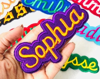 パーソナライズされた刺繍ネームパッチ 縫い付け、アイロン接着、ベルクロ®